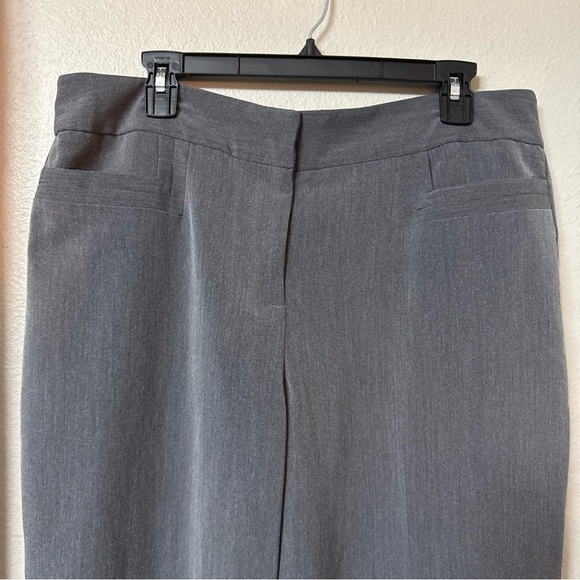 B8/3 89th & Madison Grey flat front dress pants size 14 - Picture 2 of 8